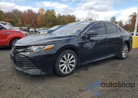 2019 Toyota Camry L z USA, uszkodzony, nr VIN 4T1B11HK2KU234276